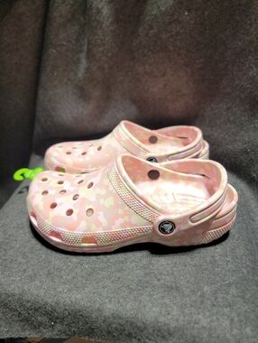 CROCS Pink Camouflage Clog Sandals